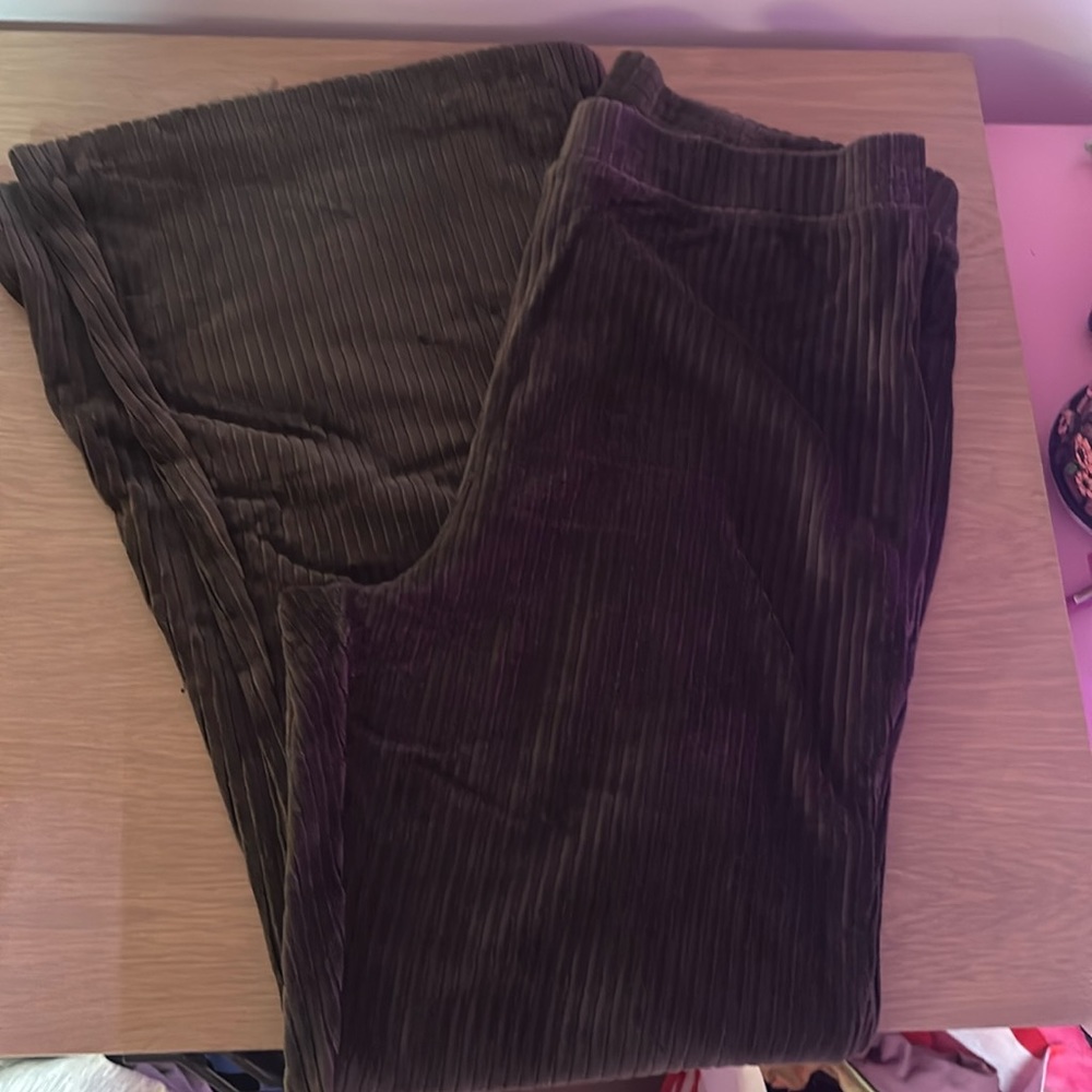 XL Aerie flare velvet feel leggings great condition matching hoodie listed seper